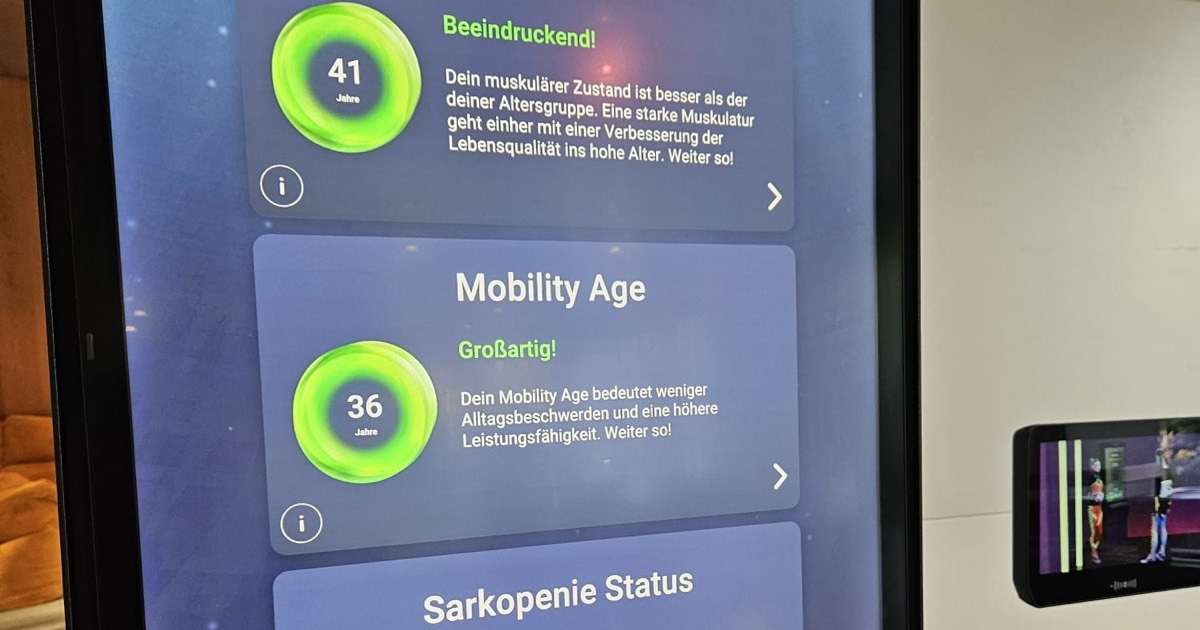 milon-Terminal im ONE/1 Lab in Baierbrunn mit der Auswertung von Muscle Age und Mobility Age
